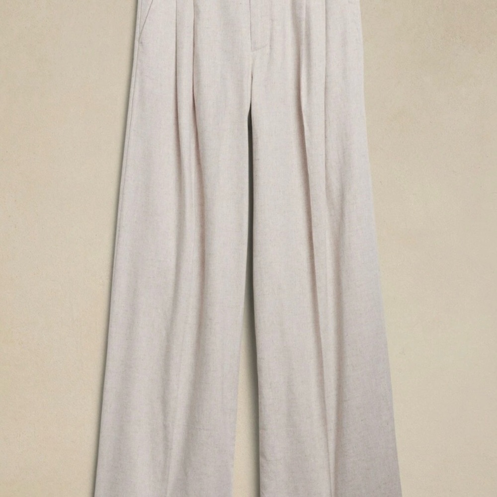 Banana Republic Linen-Blend Wide-Leg Pleated Pants - Picture 3 of 14